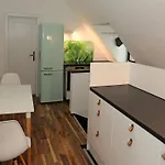 10 Min Subway U-bahn To Marienplatz 130 M2 - 4br - 2bath Appartement München