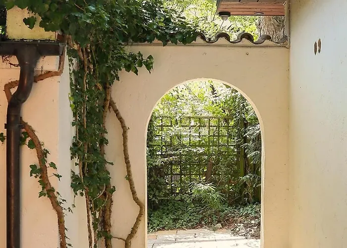 10 Min Subway U-bahn To Marienplatz 130 M2 - 4br - 2bath Munich