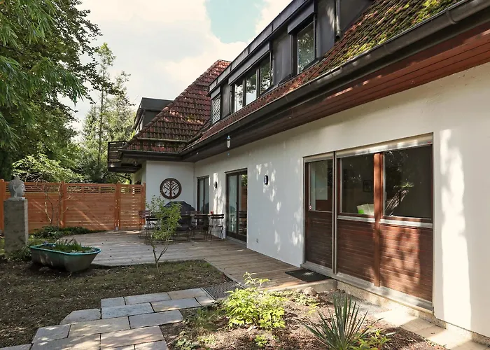 10 Min Subway U-bahn To Marienplatz 130 M2 - 4br - 2bath Munich