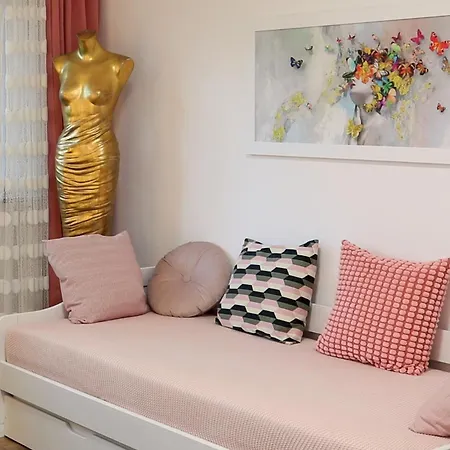 10 Min Subway U-bahn To Marienplatz 130 M2 - 4br - 2bath Múnich