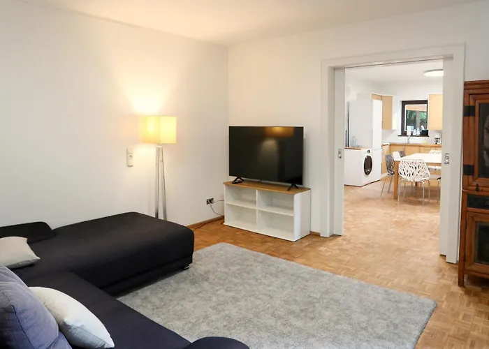 10 Min Subway U-bahn To Marienplatz 130 M2 - 4br - 2bath شقة ميونيخ