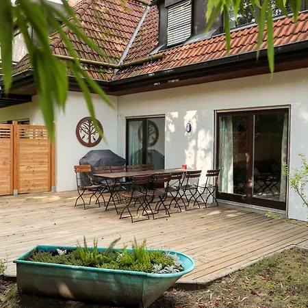 10 Min Subway U-bahn To Marienplatz 130 M2 - 4br - 2bath Apartment *