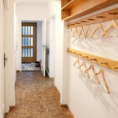10 Min Subway U-bahn To Marienplatz 130 M2 - 4br - 2bath Apartment *