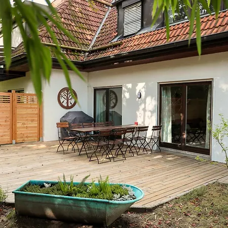 10 Min Subway U-bahn To Marienplatz 130 M2 - 4br - 2bath Apartment *
