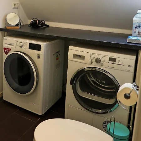 10 Min Subway U-bahn To Marienplatz 130 M2 - 4br - 2bath *